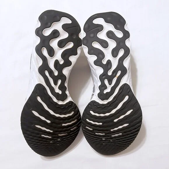 Nike React Infinity Run Flyknit Running Shoes – Gray & White - Size 8.5 - Picture 5 of 8